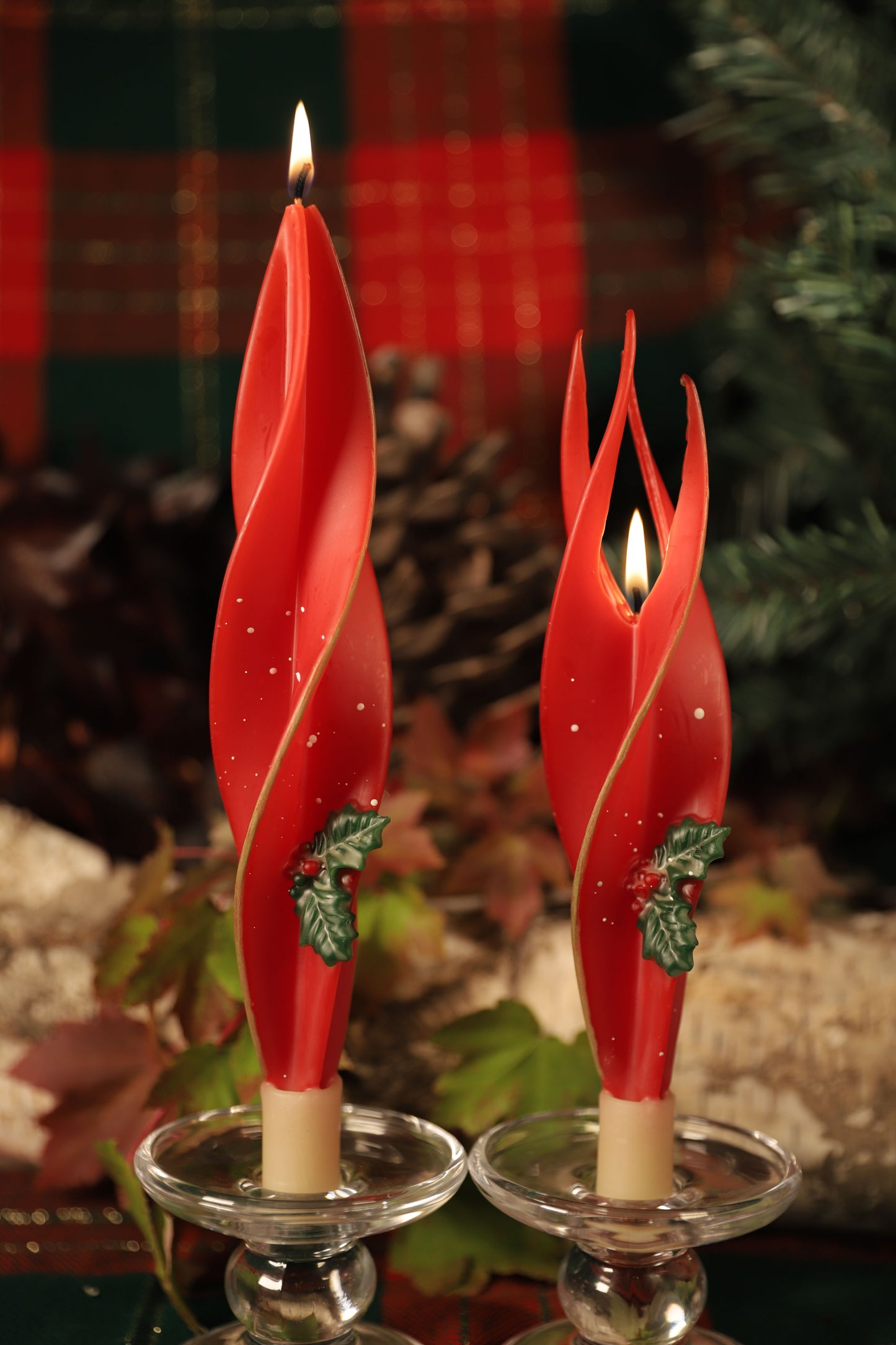 Christmas Holly with Gold Edge Silhouette Beeswax Candles